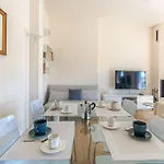 Апартаменты Enjoy - Attico Con Idromassaggio E Garage - Zona Sant'antonio