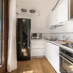 Enjoy - Attico Con Idromassaggio E Garage - Zona Sant'antonio Апартаменты Падуя