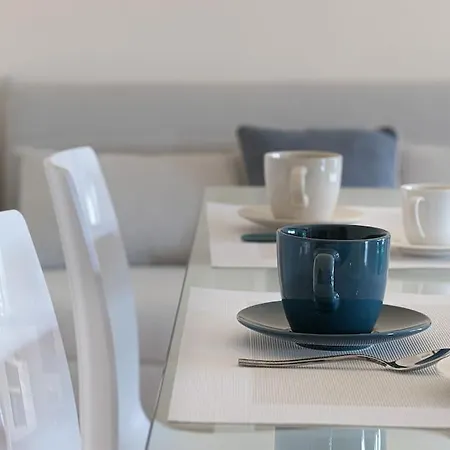 Enjoy - Attico Con Idromassaggio E Garage - Zona Sant'antonio * Падуя